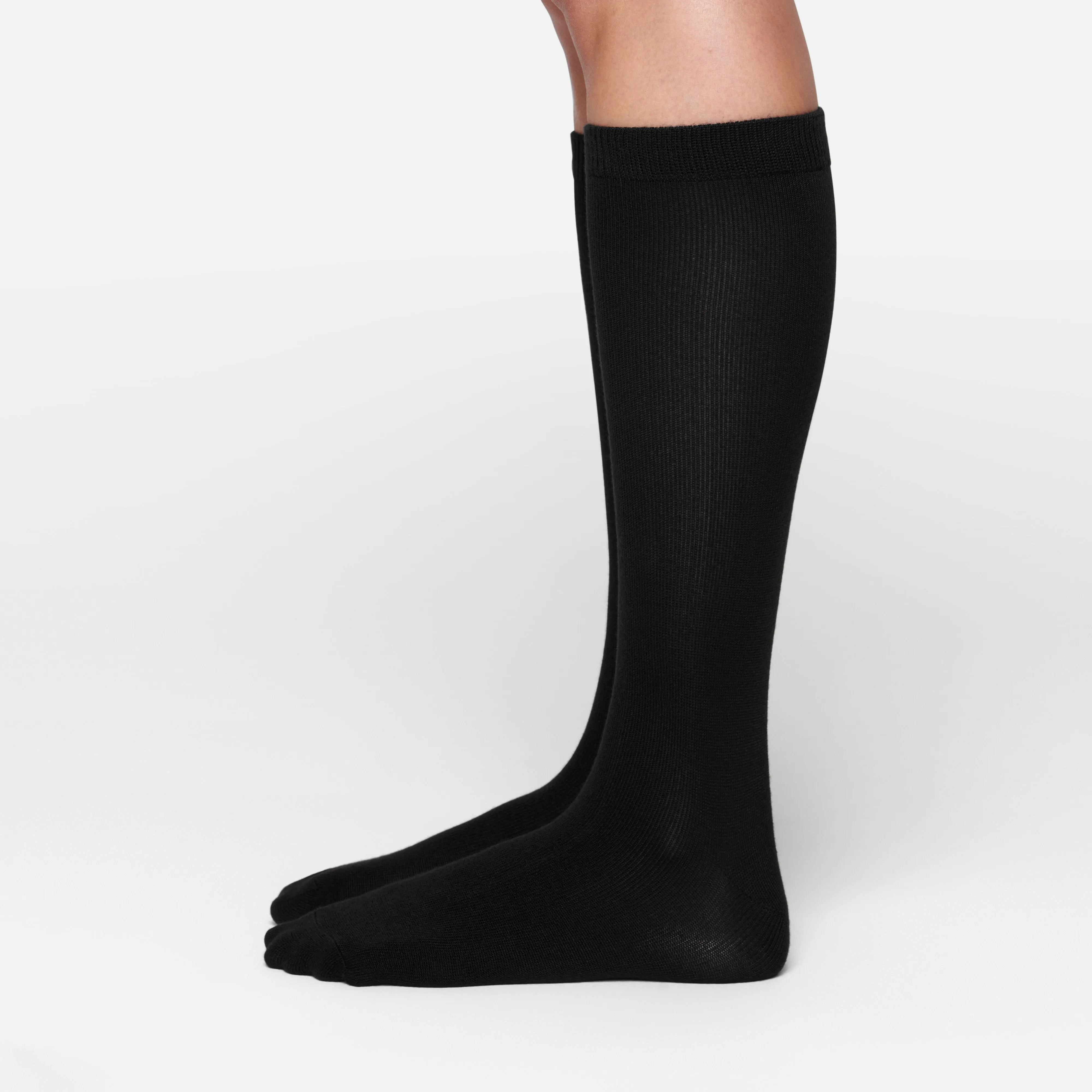 MICROPOLY MID CALF SOCK | ONYX