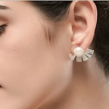 Pearl Fan Shape Earrings Mila