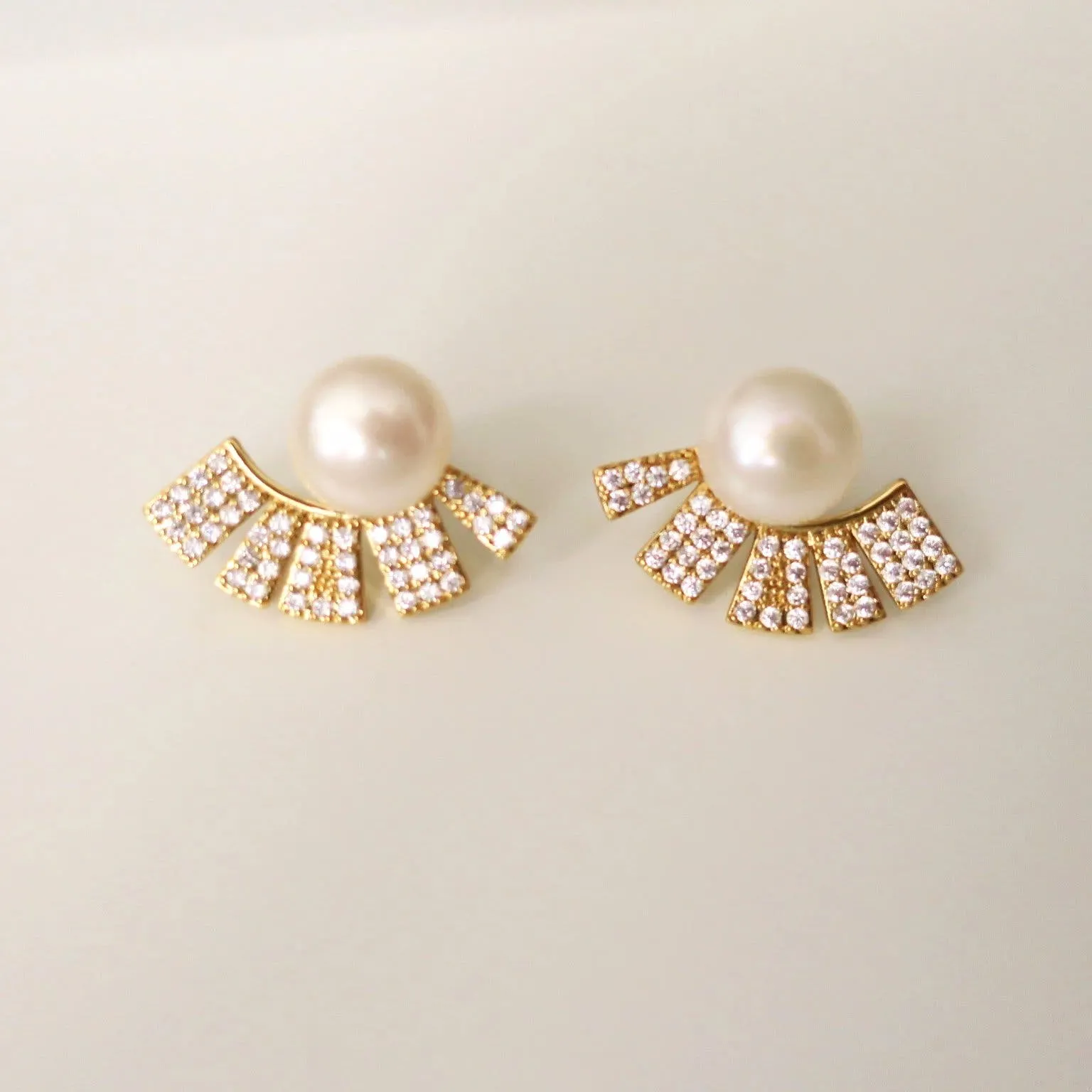 Pearl Fan Shape Earrings Mila