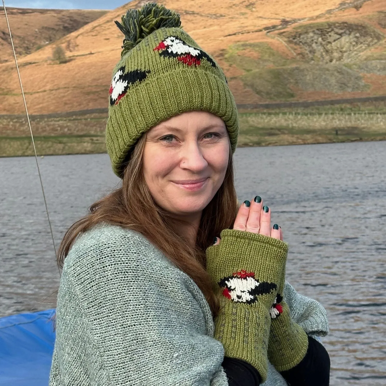 puffin wrist warmers